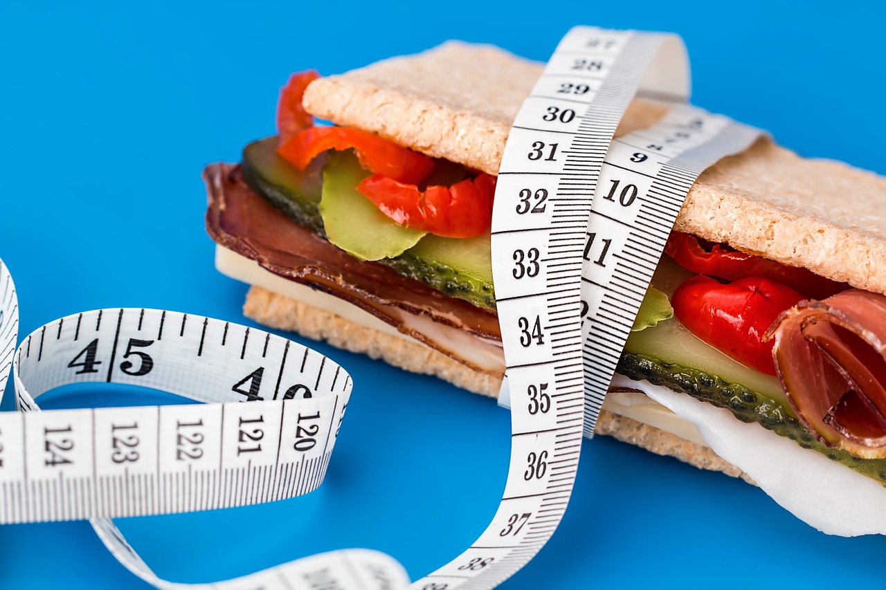 5 Quick and easy weight loss hacks to know